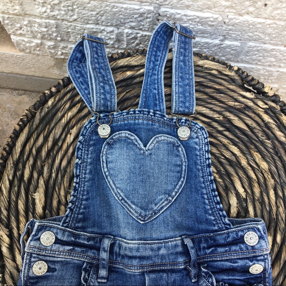 Kids overalls with heart in the middle